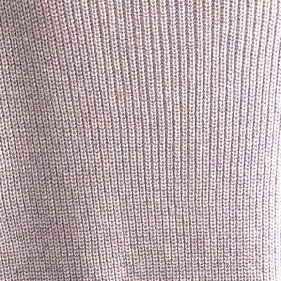 9.  New York & Co Lilac Sweater Top Size M NWT - Picture 5 of 8